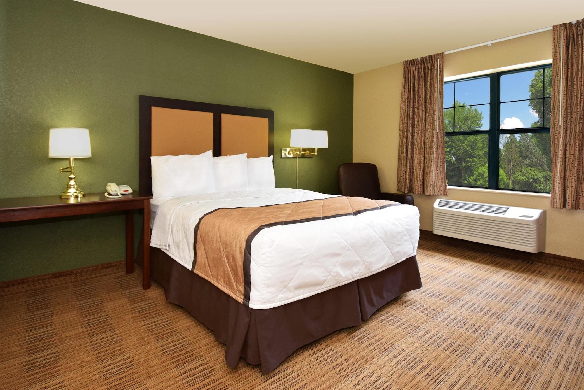 Extended Stay America Suites - Detroit - Metropolitan Airport Ром'юлус Екстер'єр фото
