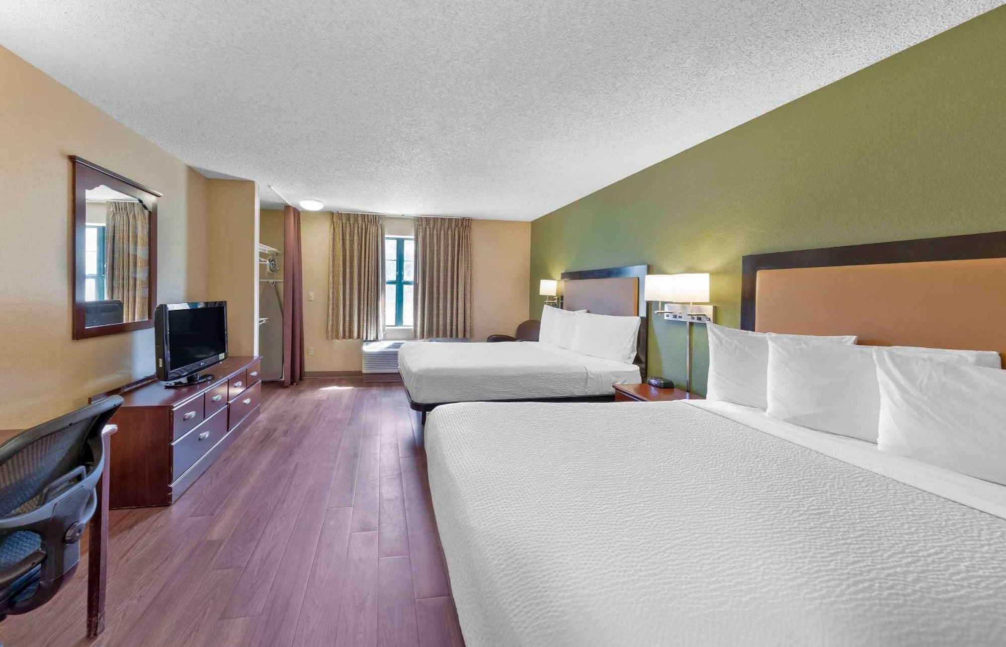 Extended Stay America Suites - Detroit - Metropolitan Airport Ром'юлус Екстер'єр фото
